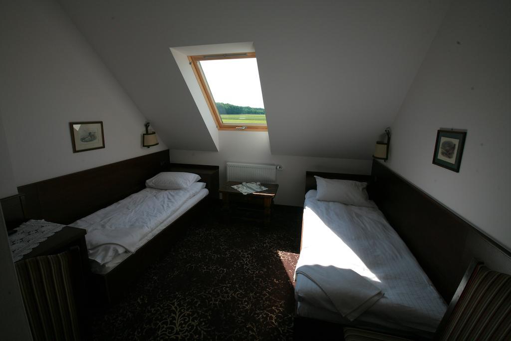 Motel Klara Sobotka  Habitación foto
