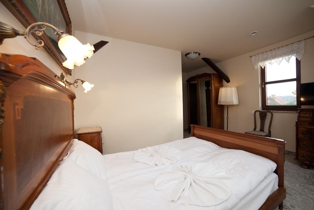 Motel Klara Sobotka  Habitación foto